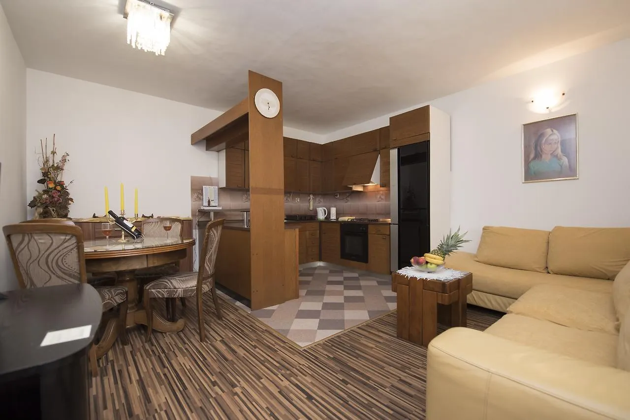 Apartment D&A Split 0*,  Croatia